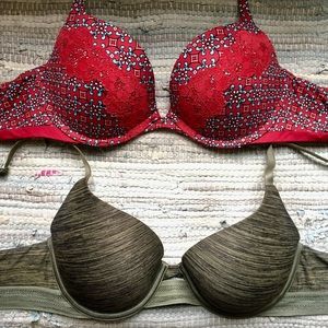 Victoria’s Secret Bras size 32D - lot of 2